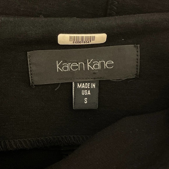 Karen Kane Black Pencil skirt Size Small Stretch material. Pre-owned. - Picture 4 of 6